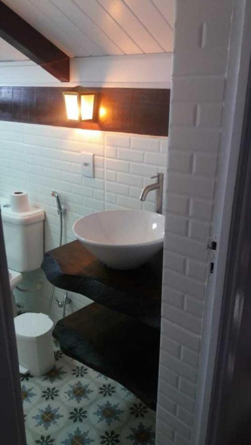 Village Dos Passaros Apartamento กวาราปารี ภายนอก รูปภาพ