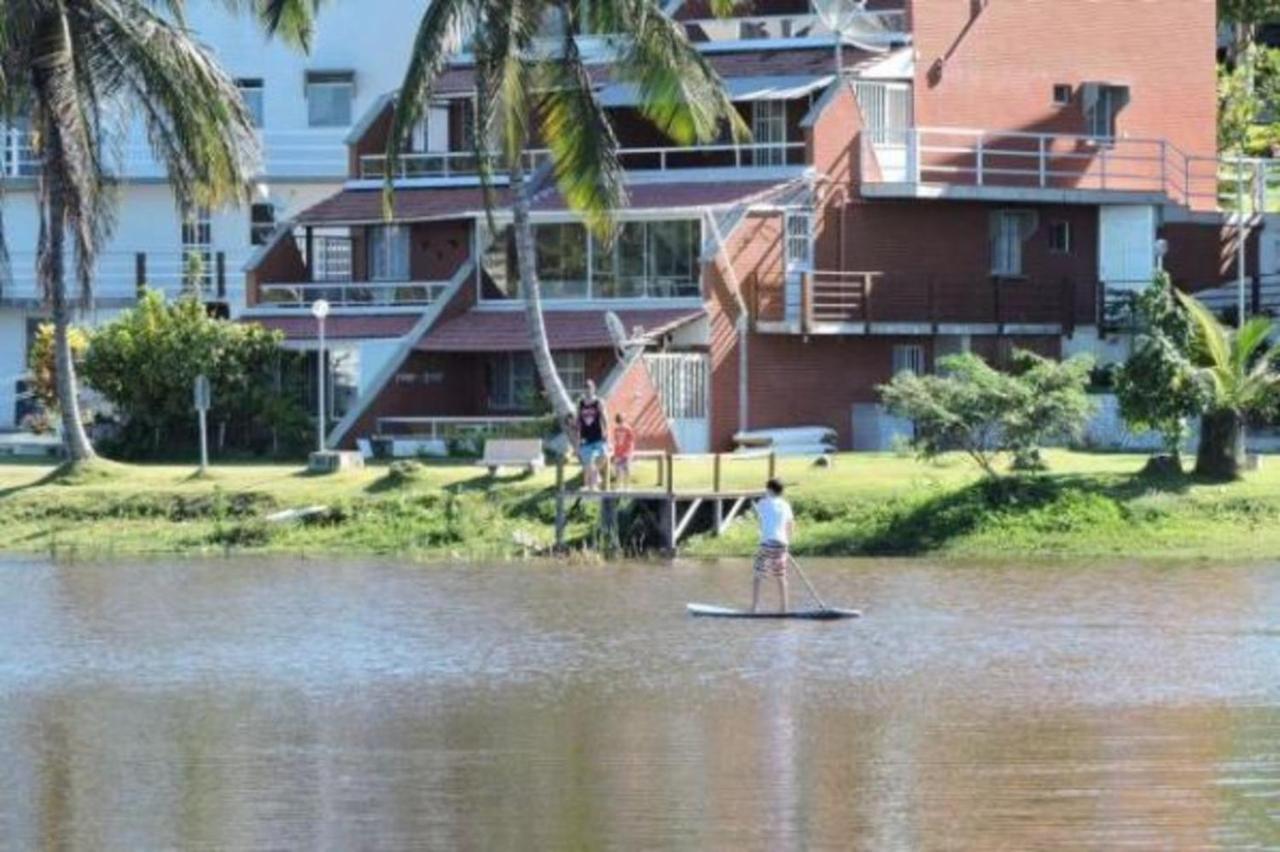 Village Dos Passaros Apartamento กวาราปารี ภายนอก รูปภาพ