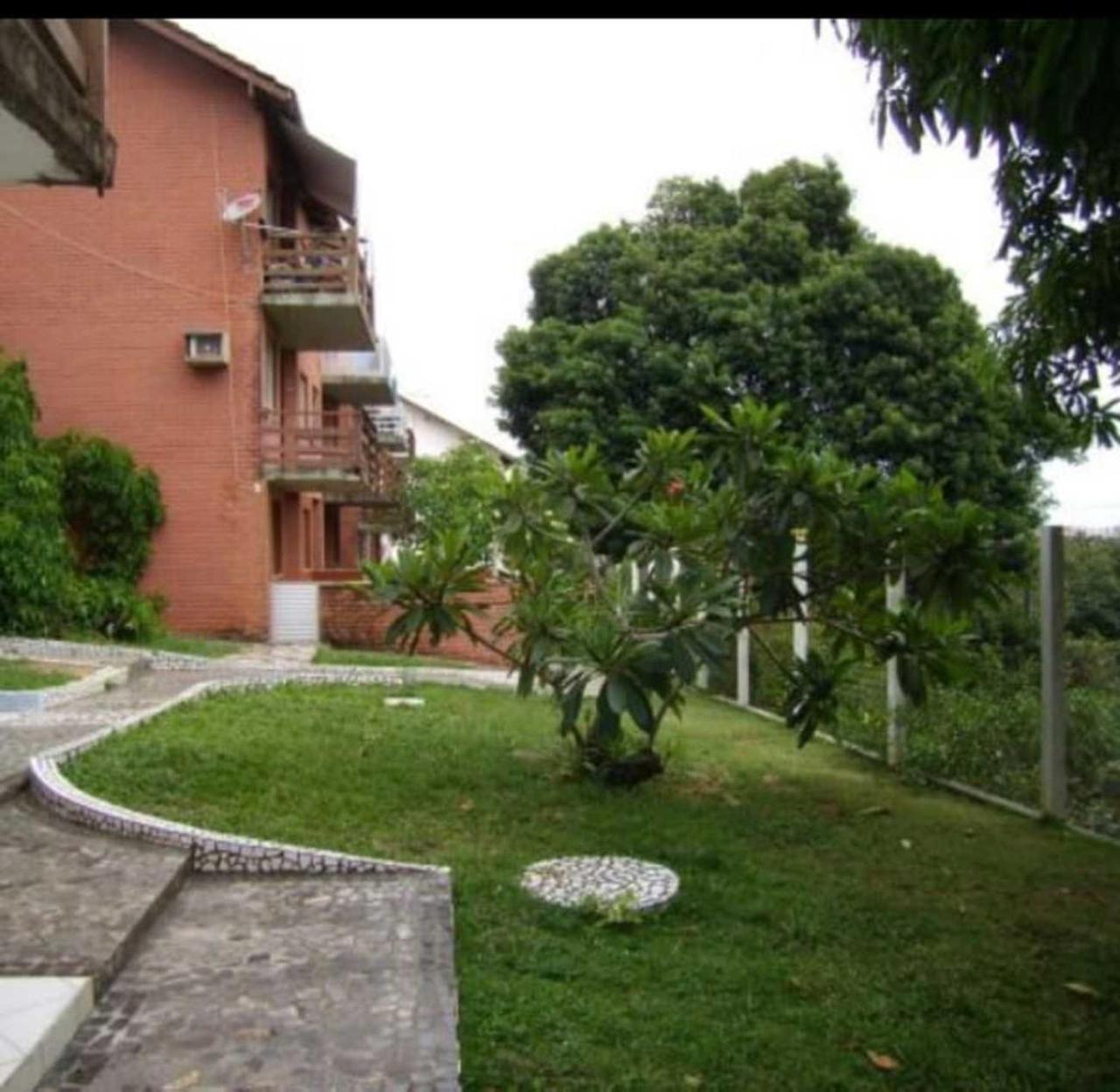 Village Dos Passaros Apartamento กวาราปารี ภายนอก รูปภาพ