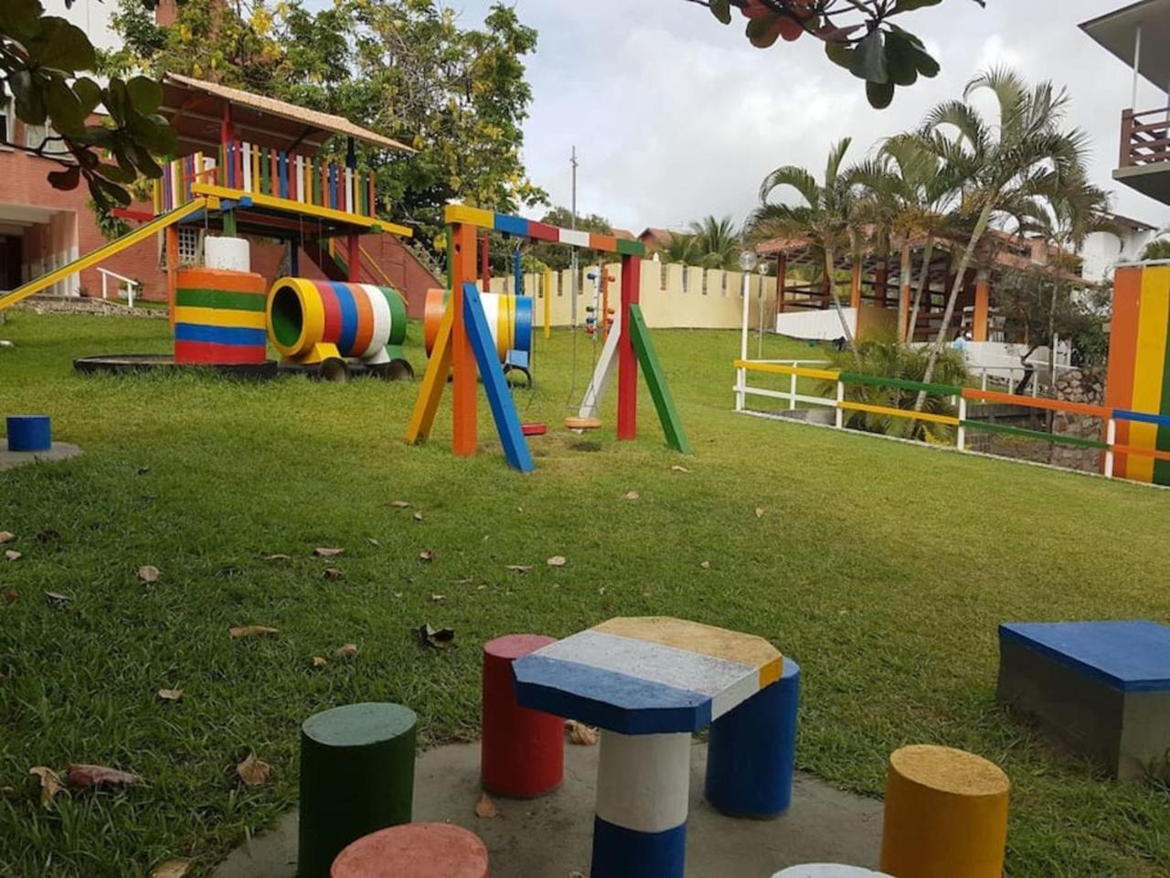 Village Dos Passaros Apartamento กวาราปารี ภายนอก รูปภาพ
