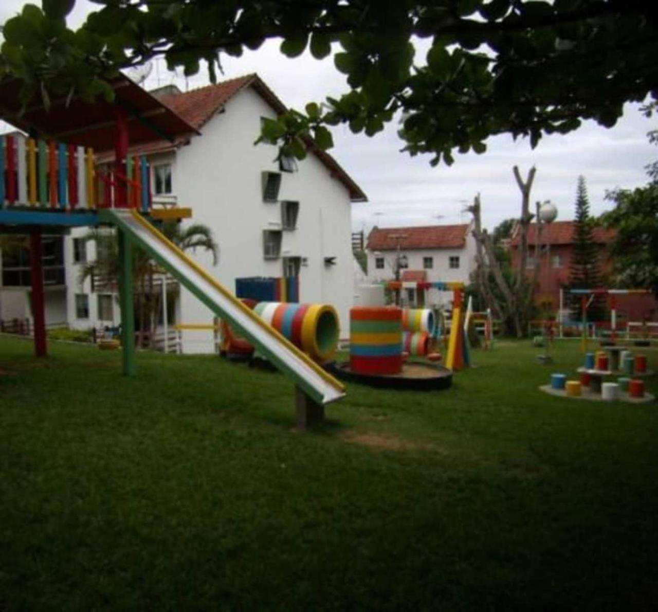 Village Dos Passaros Apartamento กวาราปารี ภายนอก รูปภาพ